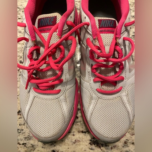 Nike Running Shoes- platinum/pink - Picture 12 of 12